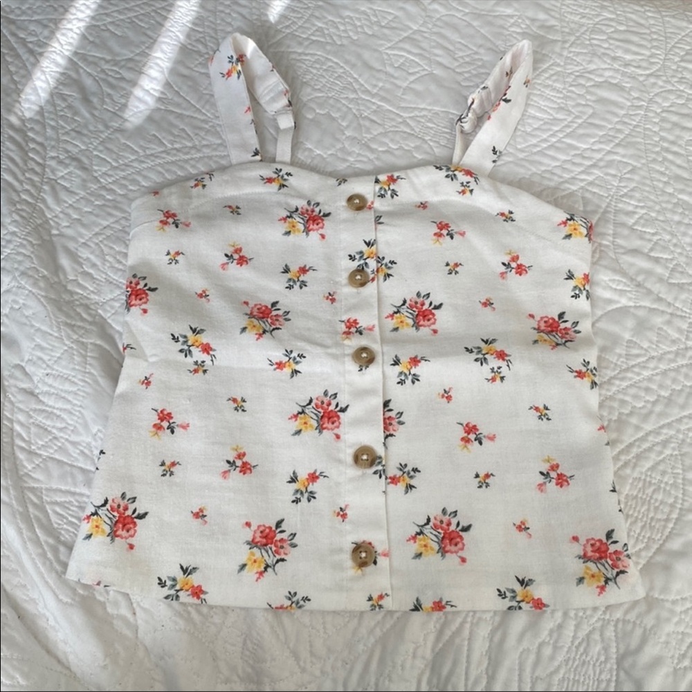 Daughter wore once for a photo 🌼bundle and save!!
